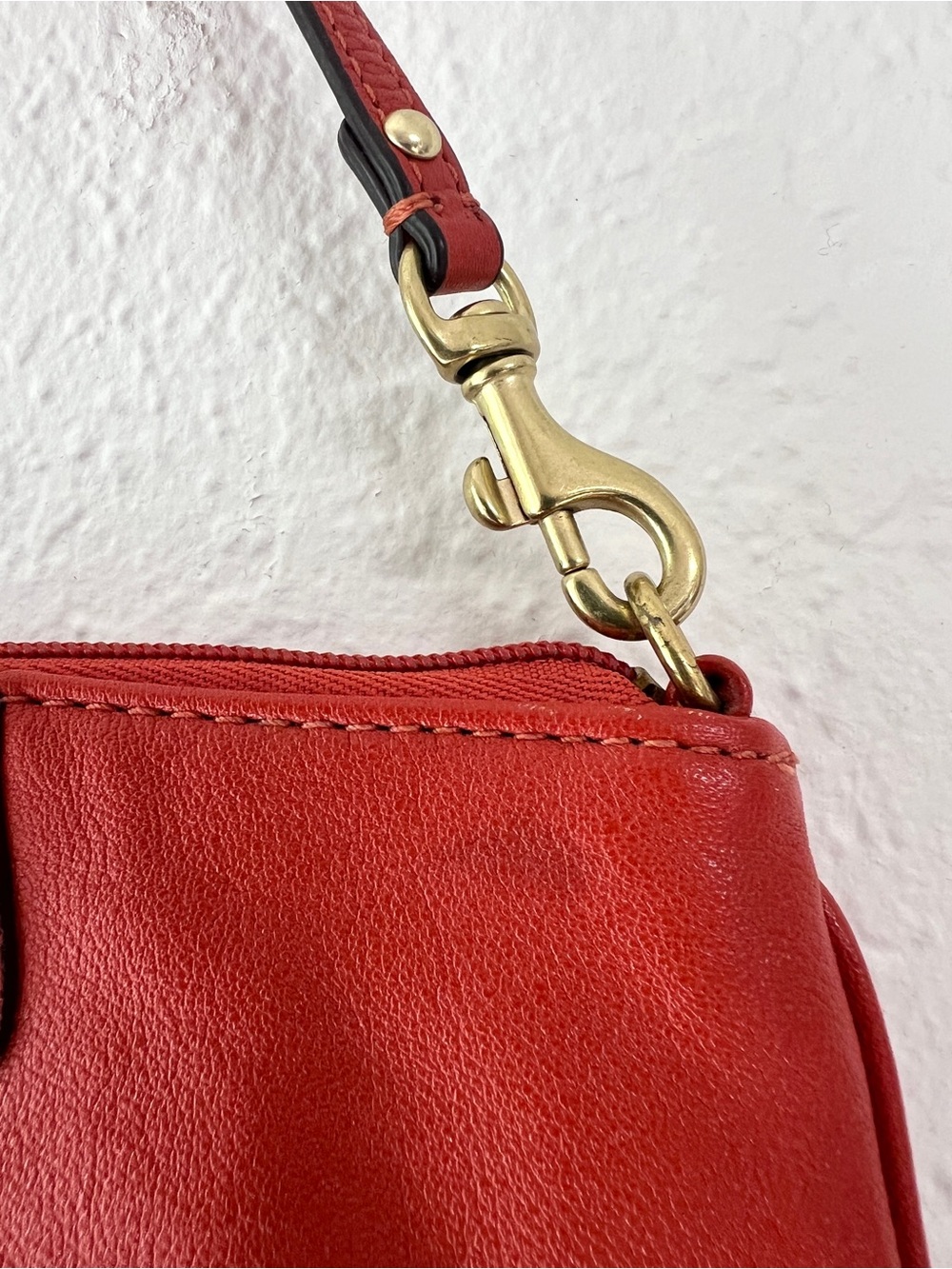 COACH Ashley large red leather wristlet wallet purse EUC - Picture 5 of 9